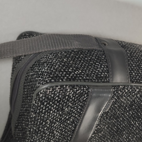 COPY - PIERRE CARDIN Waterproof Carry On Travel Bag, Vintage 80s - Picture 16 of 17